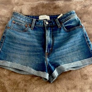 Abercrombie High Rise Jean Cutoff Shorts 28/6